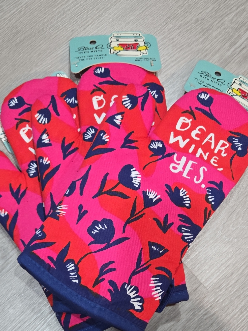 Blue Q Adult Oven Mitts Dwar Wine, YES Bundle of 3 NWT